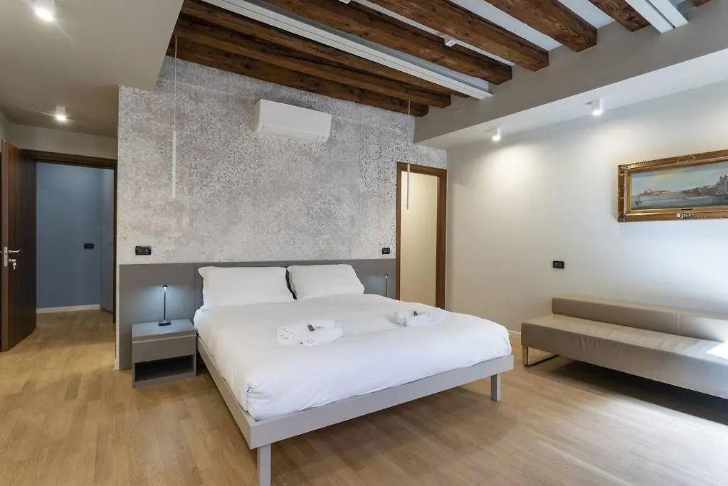 ונציה Rialto Prestige Apartment איטליה
